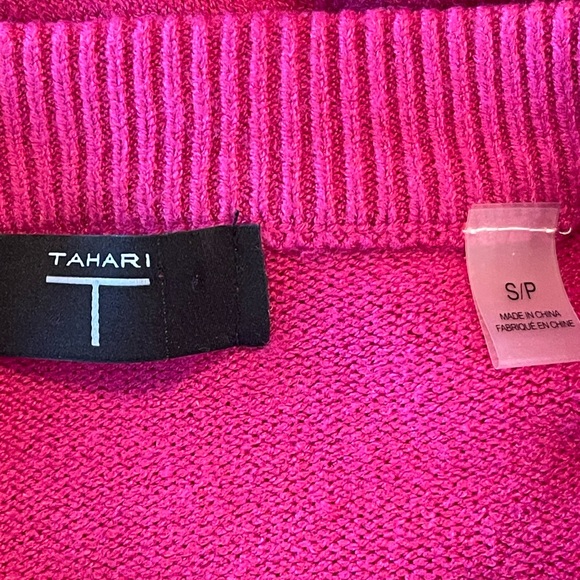 TAHARI - Crew Neck Sweater - Picture 3 of 4